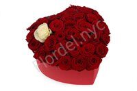 Консервированное Сердце Из Роз 